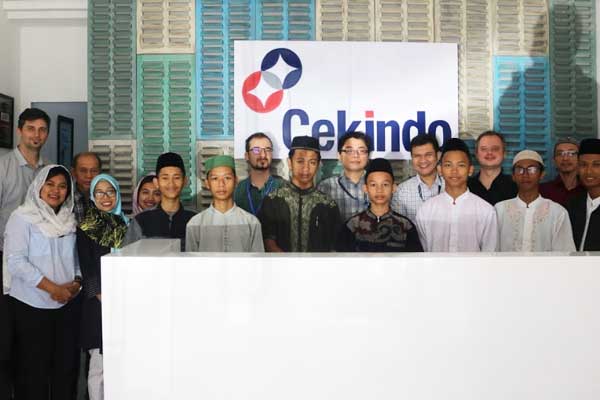 Sharing Happiness on Cekindo Semarang Branch Opening
