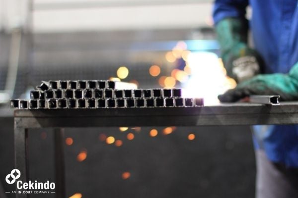 Manufacturing Shift Vietnam